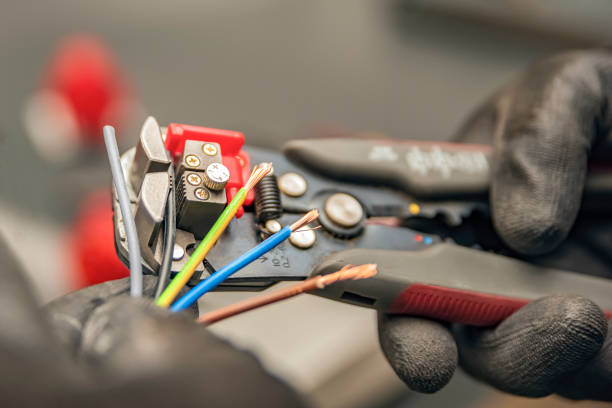 Best Circuit Breaker Repair  in Moosic, PA